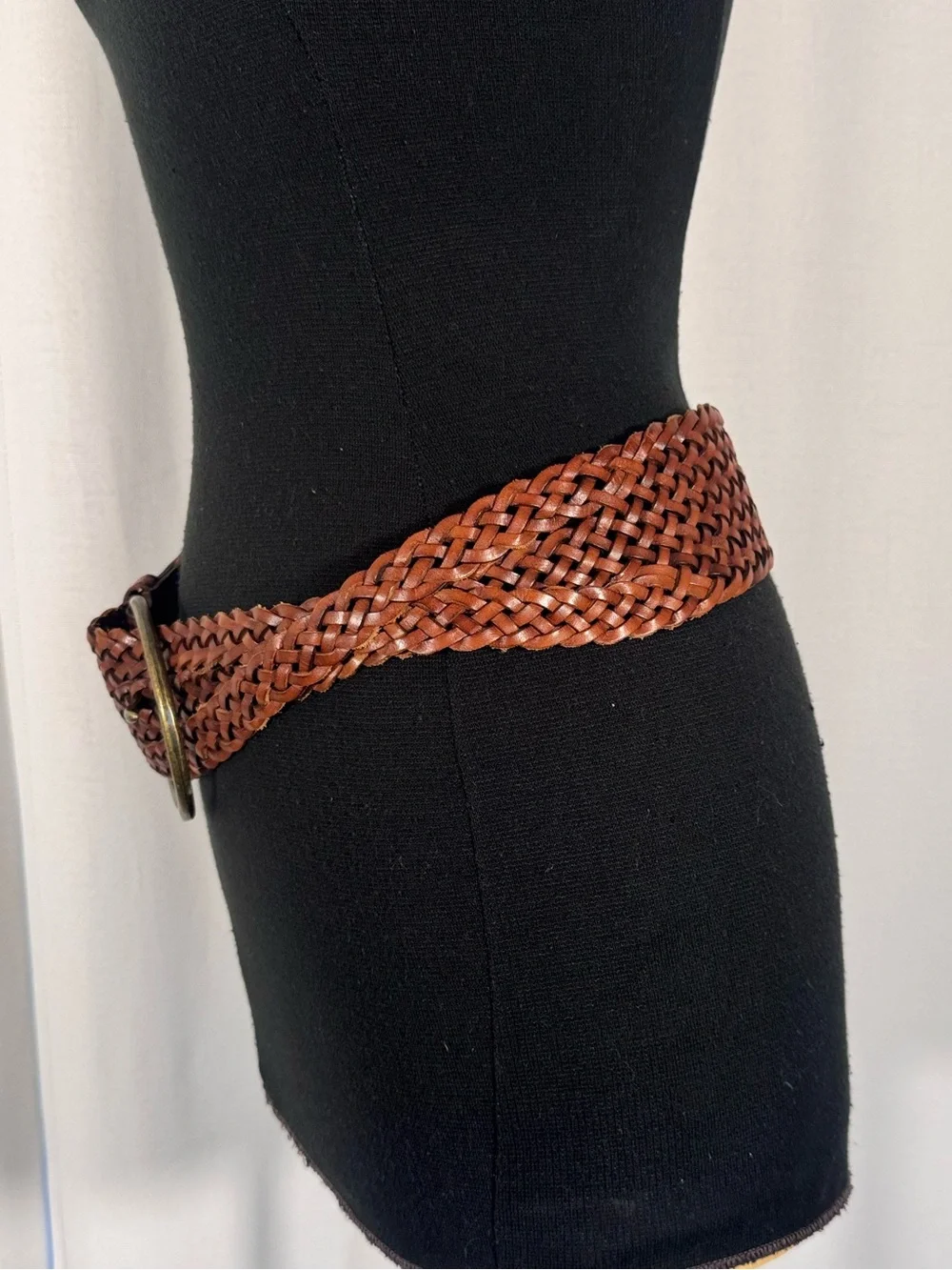 Vintage Chunky Brown Woven Leather Belt - Picture 3 of 7